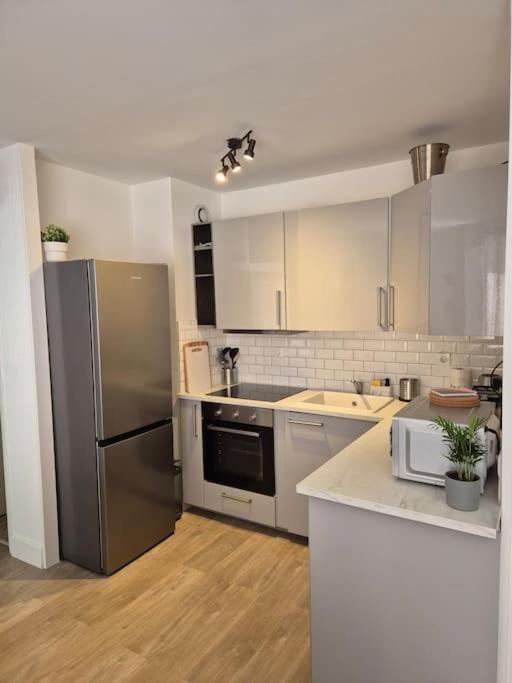 Appartement T2 - Hyeres Gare Zewnętrze zdjęcie